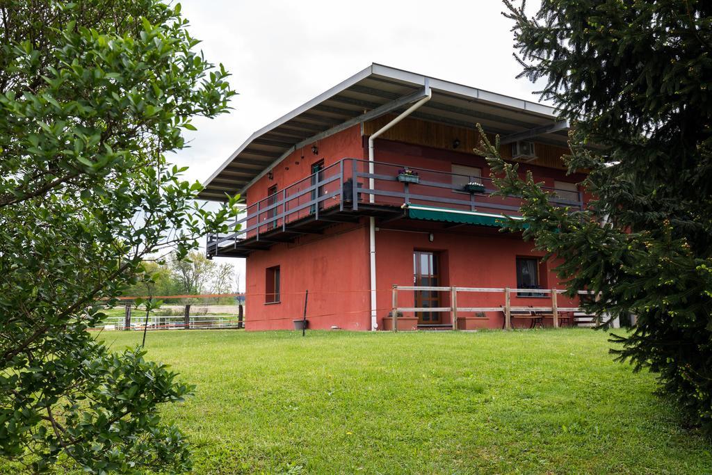 Agriturismo Jesson Rosamund Cantu Exterior photo
